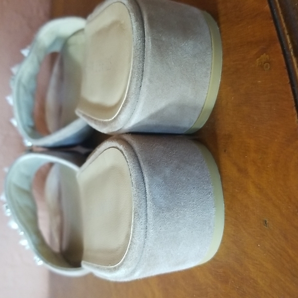 Stuart Weitzman Decorslide Suede Block Heel Slide - Picture 5 of 9